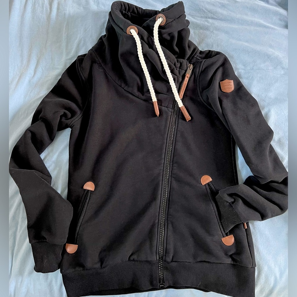 Wanakome Black Asymmetrical Zip Sweatshirt Medium